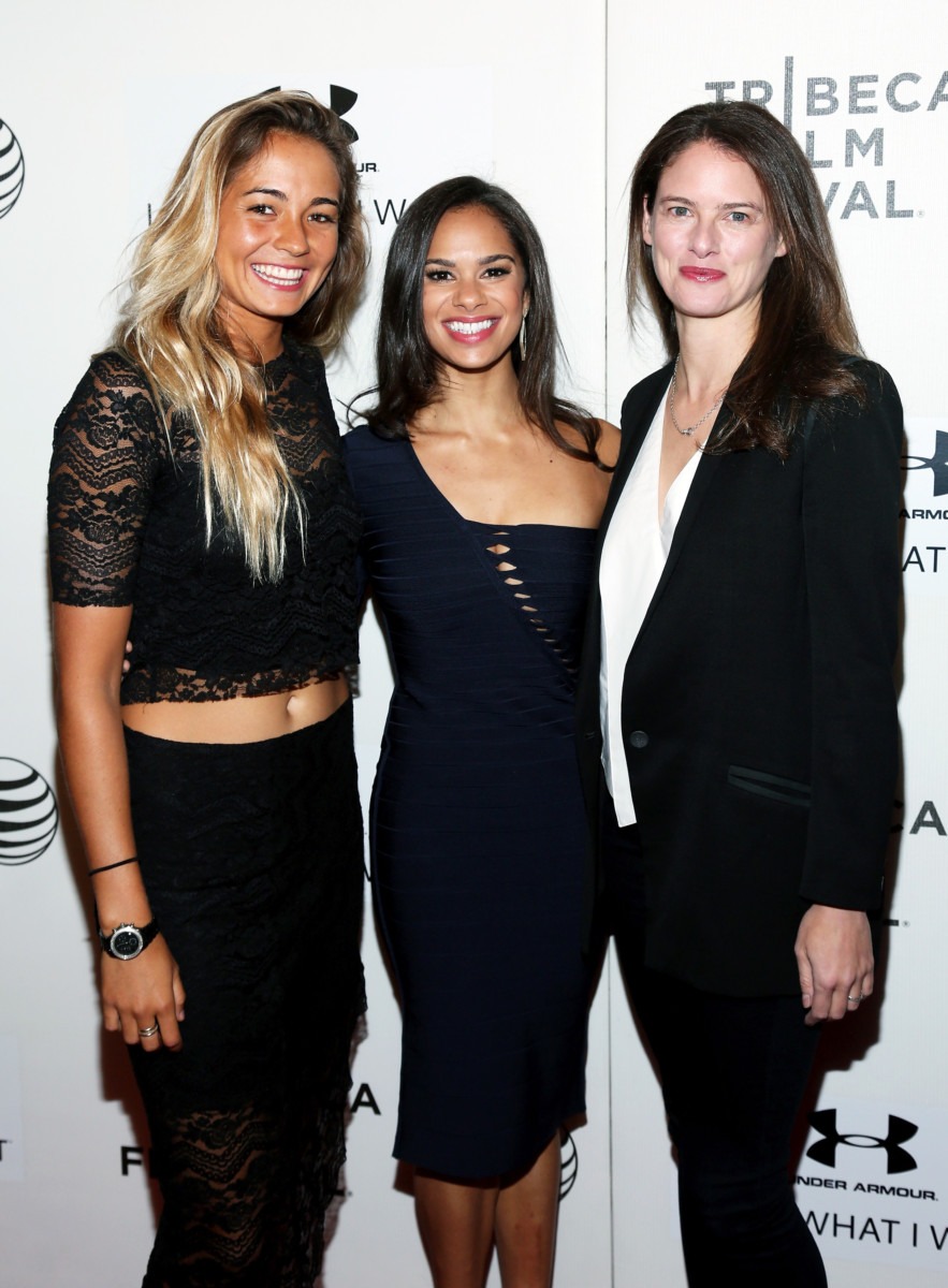 (L-R) Surfer Brianna Cope, Balletttänzerin Misty Copeland und Leanne Fremar