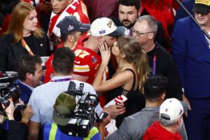 Taylor Swift gratuliert ihrem Freund Travis Kelce zum Super Bowl-Triumph