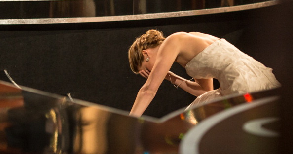 Jennifer Lawrence stürzte bei den Oscars 2013